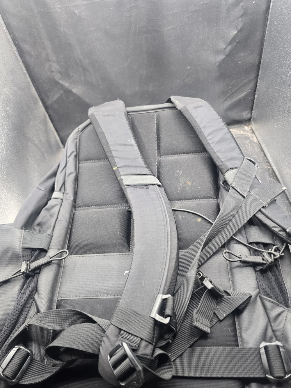 The North Face Black Men's Backpack - Durable Everyday Pack